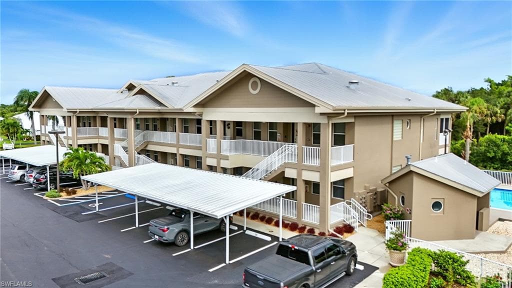 15256 Riverbend BLVD # 105, NORTH FORT MYERS FL 33917-36