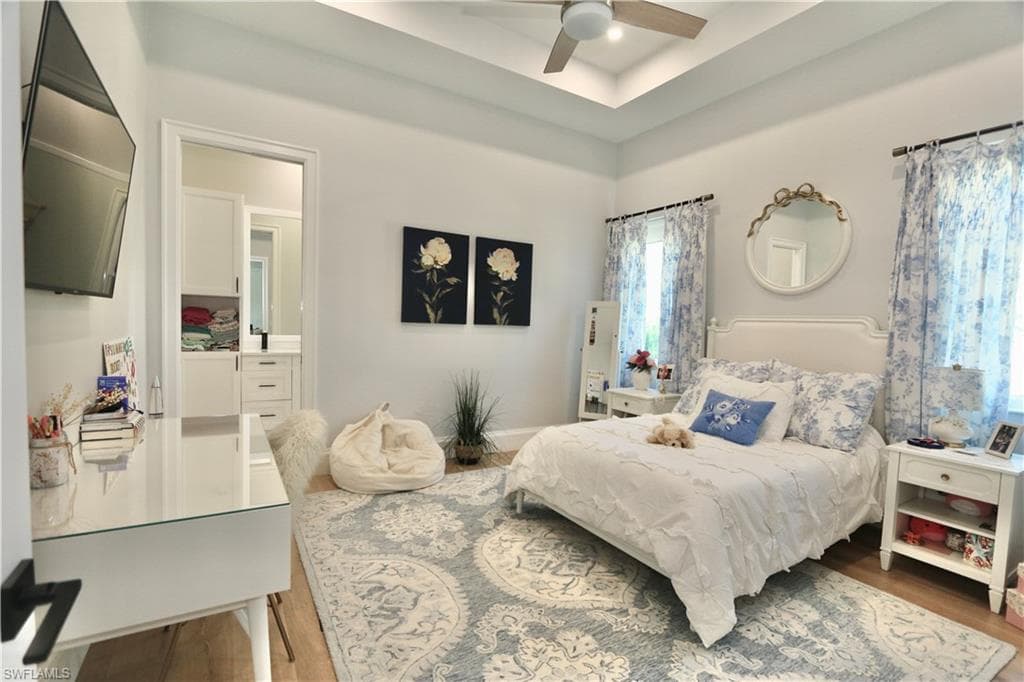 6688 Hunters RD, NAPLES FL 34109-27