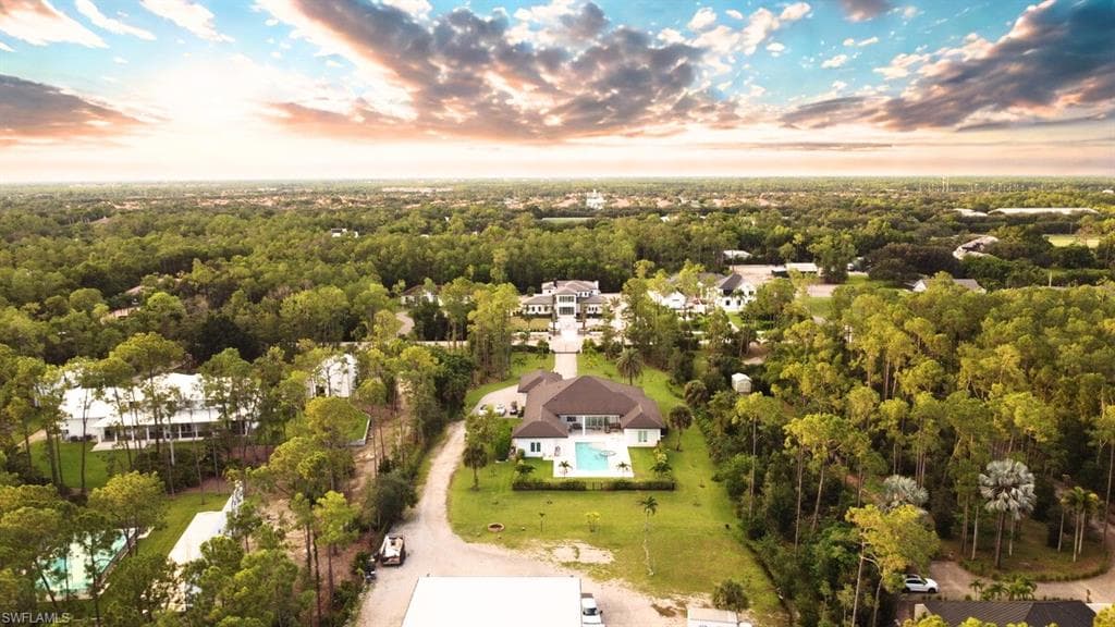 6688 Hunters RD, NAPLES FL 34109-3