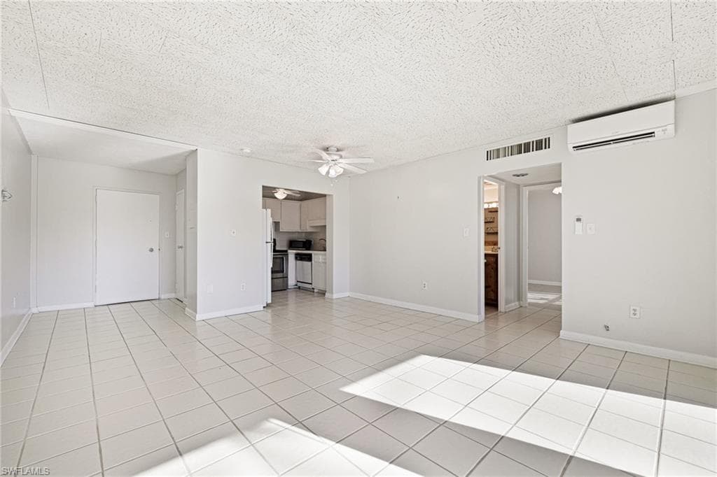 2350 W 1st ST 205-4