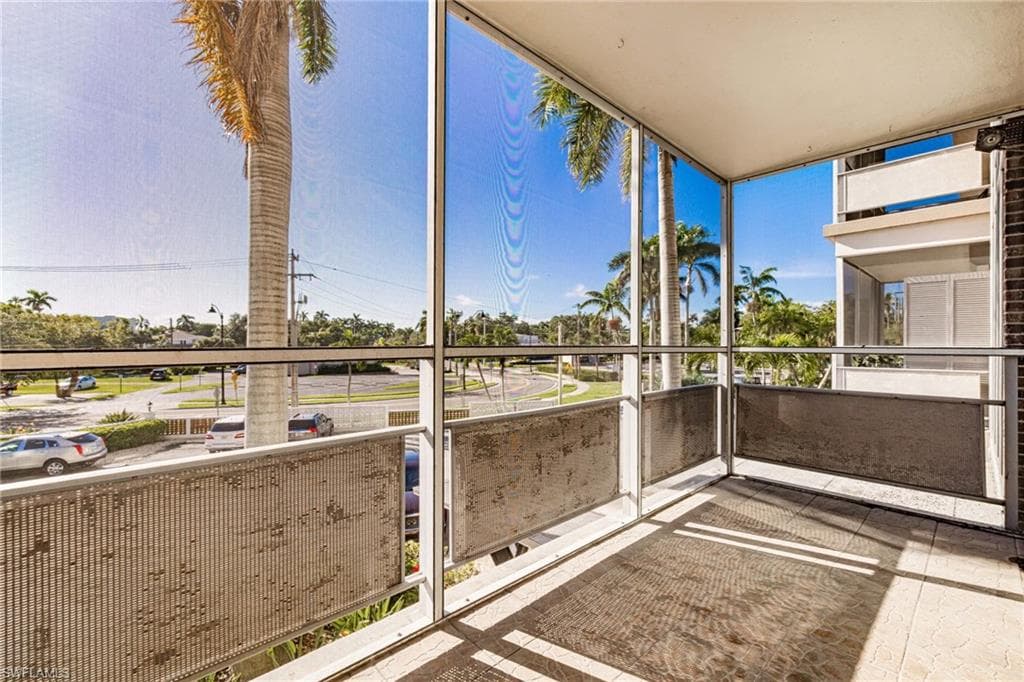 2350 W 1st ST 205-24