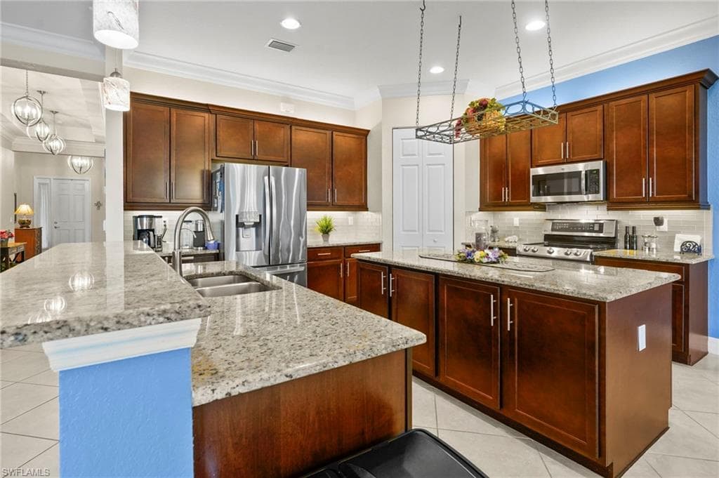 11683 Meadowrun CIR, FORT MYERS FL 33913-9