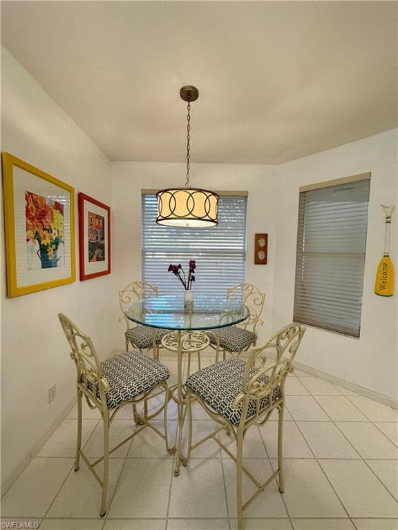 320 Horse Creek DR # 105, NAPLES FL 34110-5