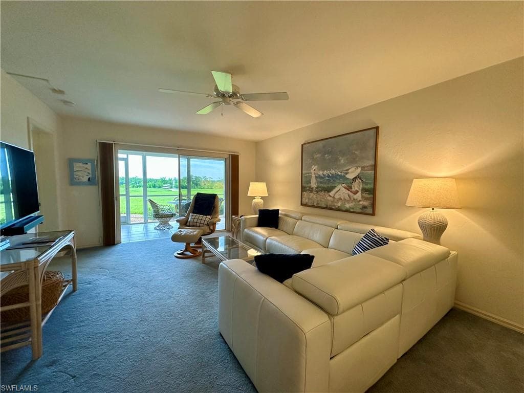 320 Horse Creek DR # 105, NAPLES FL 34110-7