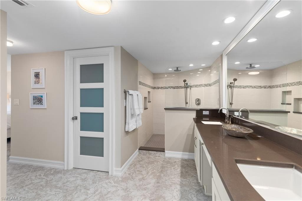 3115 Gulf Shore BLVD N # 203S, NAPLES FL 34103-21