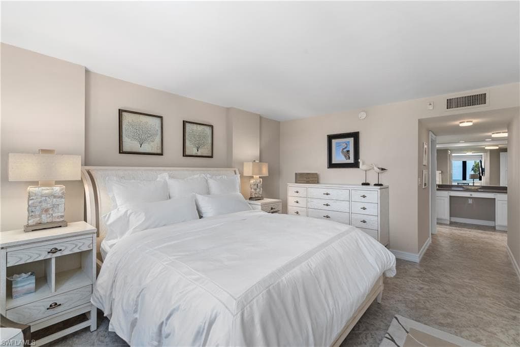 3115 Gulf Shore BLVD N # 203S, NAPLES FL 34103-19