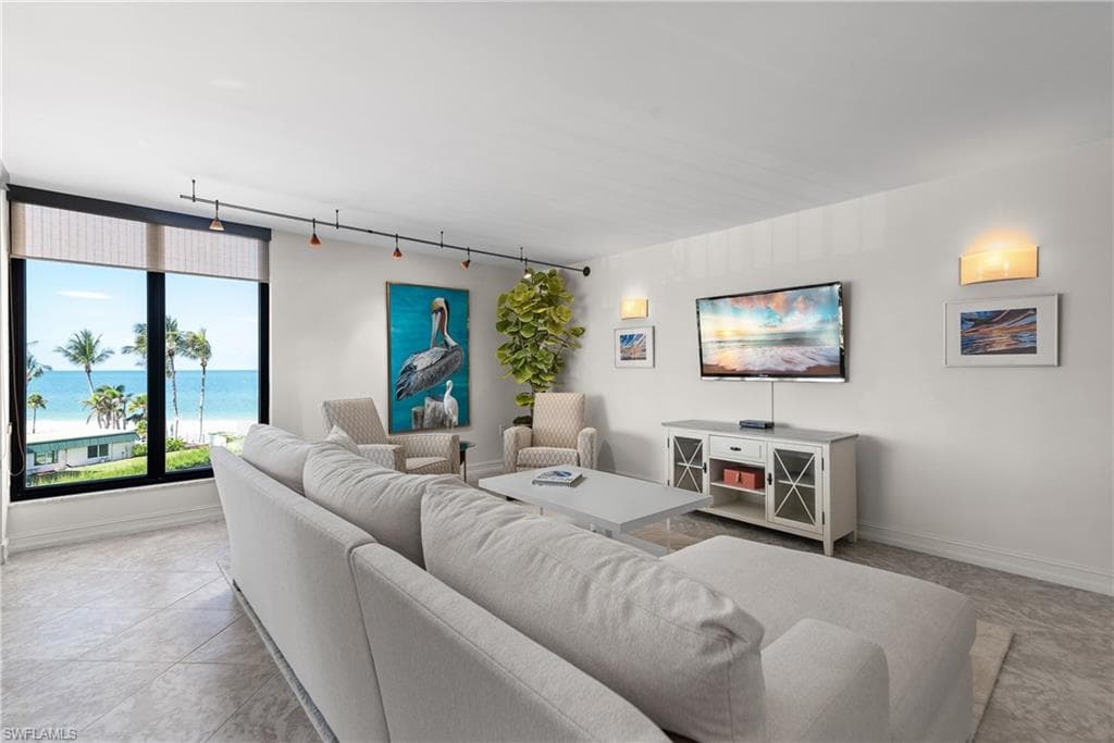 3115 Gulf Shore BLVD N # 203S, NAPLES FL 34103-8