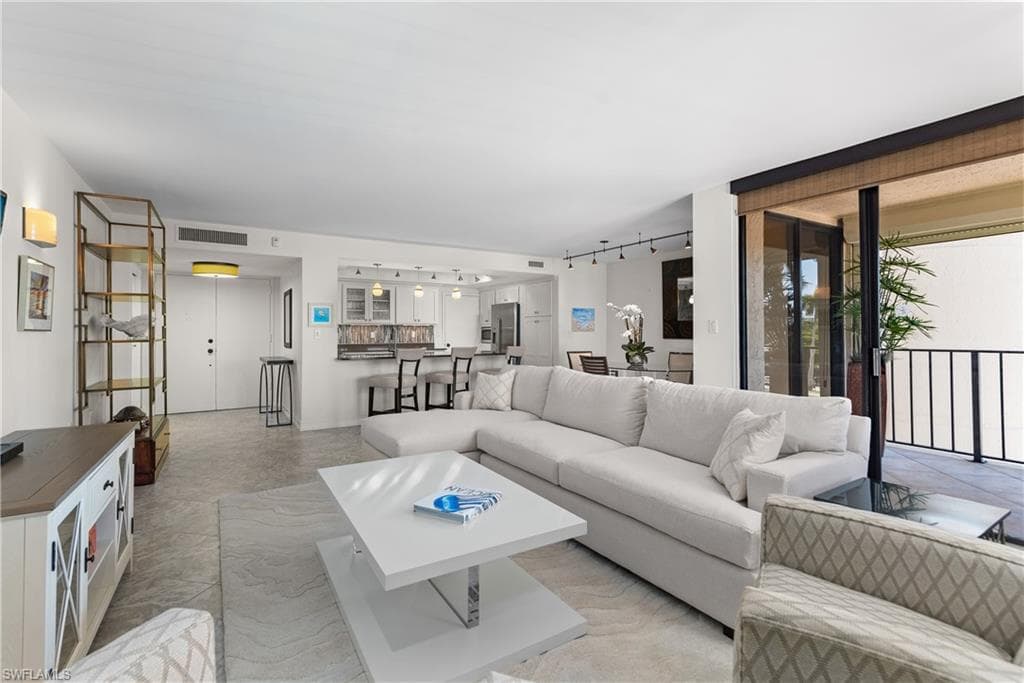 3115 Gulf Shore BLVD N # 203S, NAPLES FL 34103-9