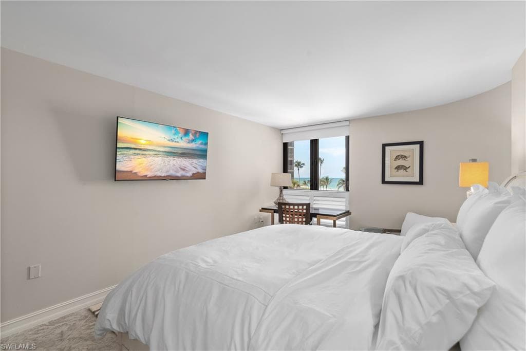 3115 Gulf Shore BLVD N # 203S, NAPLES FL 34103-18