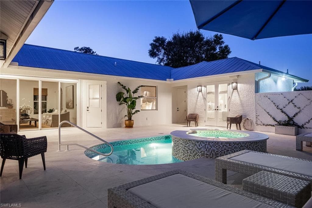 1216 Cypress Woods DR, NAPLES FL 34103-2