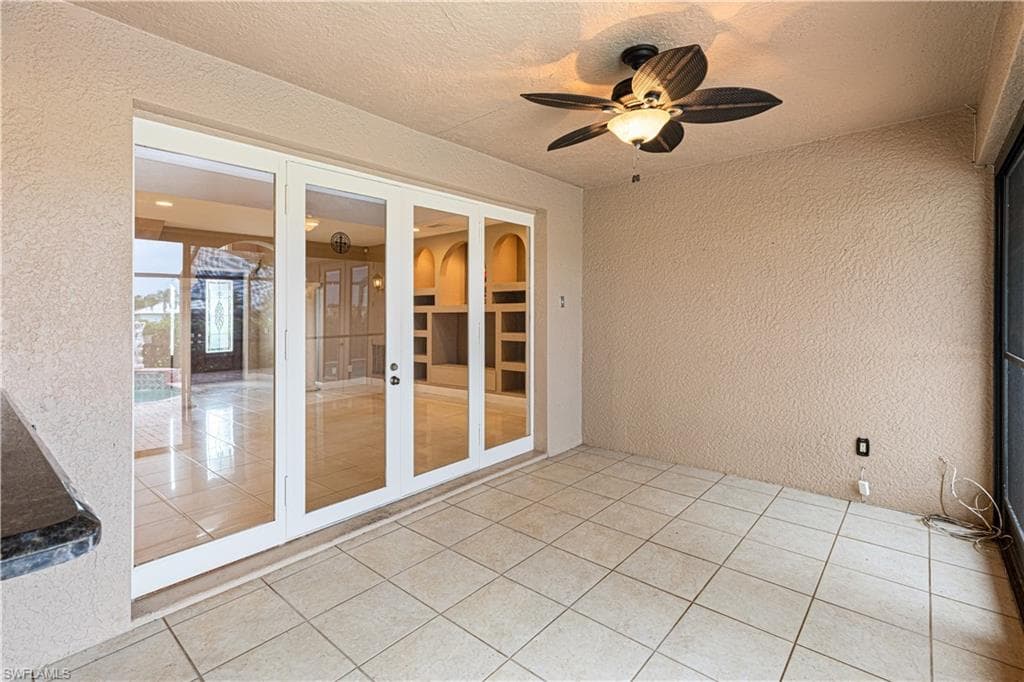 11913 Princess Grace CT, CAPE CORAL FL 33991-38