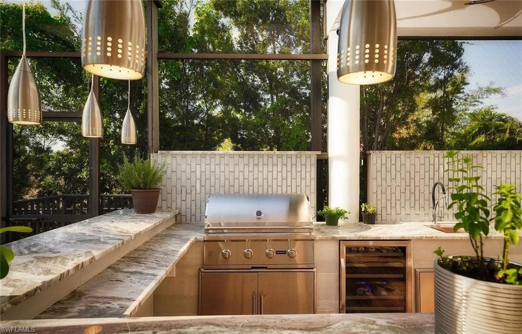 27281 Tennessee ST, BONITA SPRINGS FL 34135-5