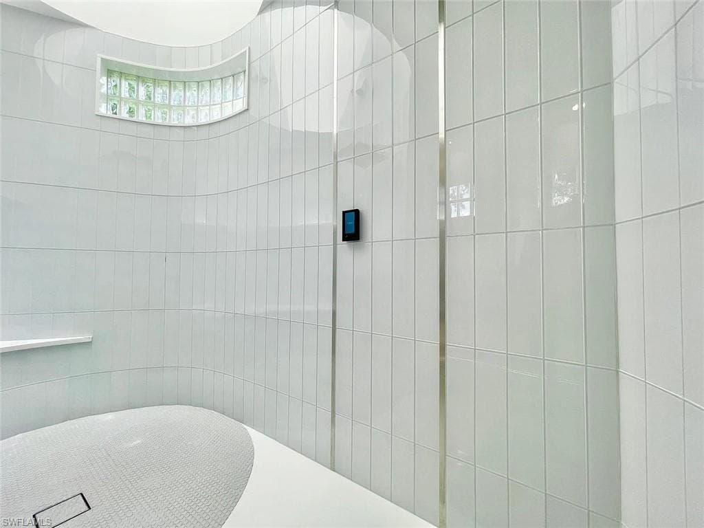 27281 Tennessee ST, BONITA SPRINGS FL 34135-27