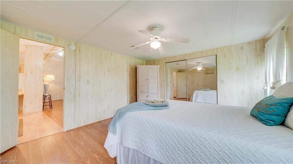 70 Sunrise AVE, NORTH FORT MYERS FL 33903-13