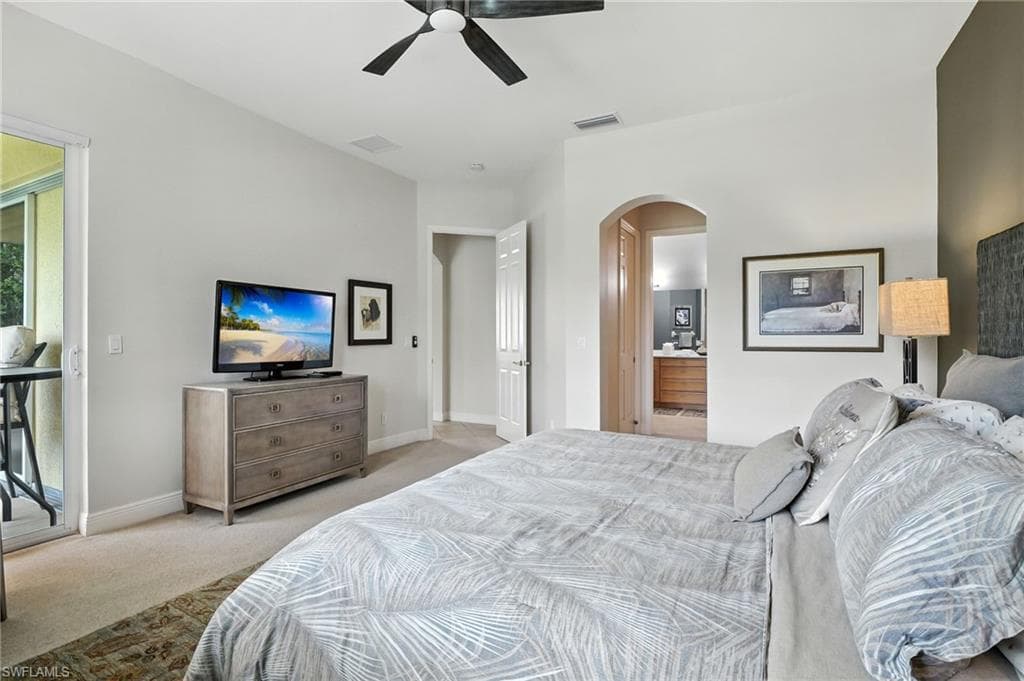 5916 Tarpon Gardens CIR # 202, CAPE CORAL FL 33914-22