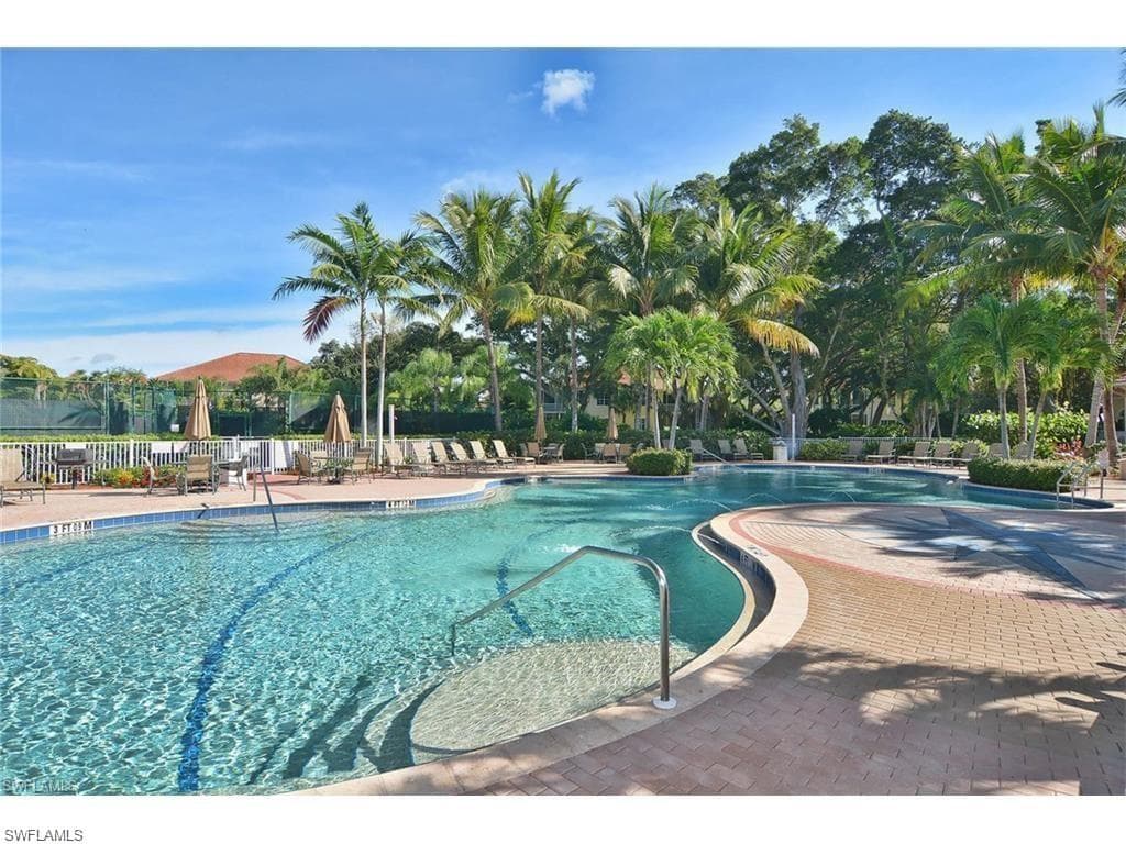 5916 Tarpon Gardens CIR # 202, CAPE CORAL FL 33914-27