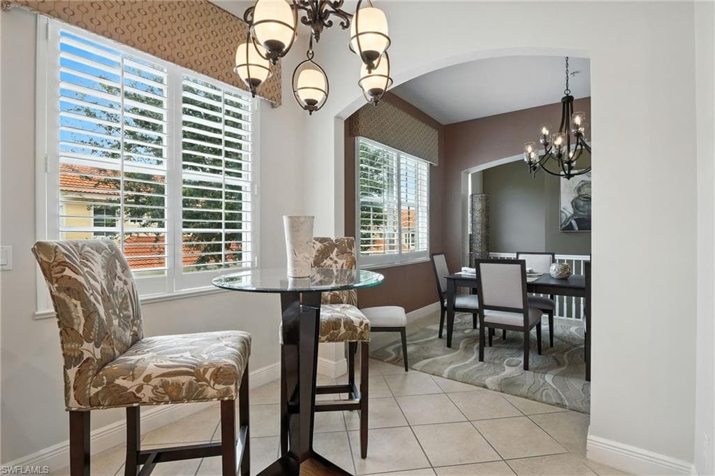 5916 Tarpon Gardens CIR # 202, CAPE CORAL FL 33914-19