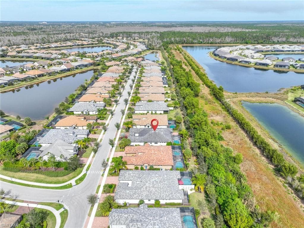 7670 Jacaranda LN, NAPLES FL 34114-26