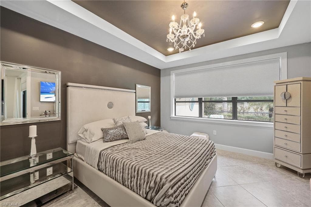 7670 Jacaranda LN, NAPLES FL 34114-12