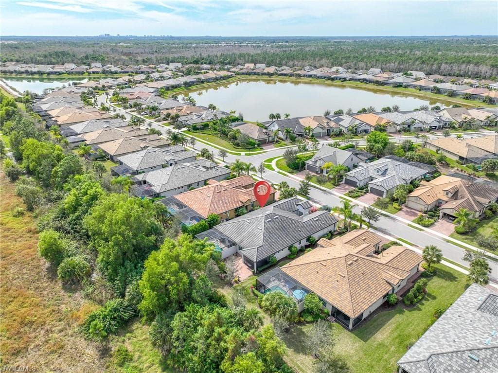 7670 Jacaranda LN, NAPLES FL 34114-25