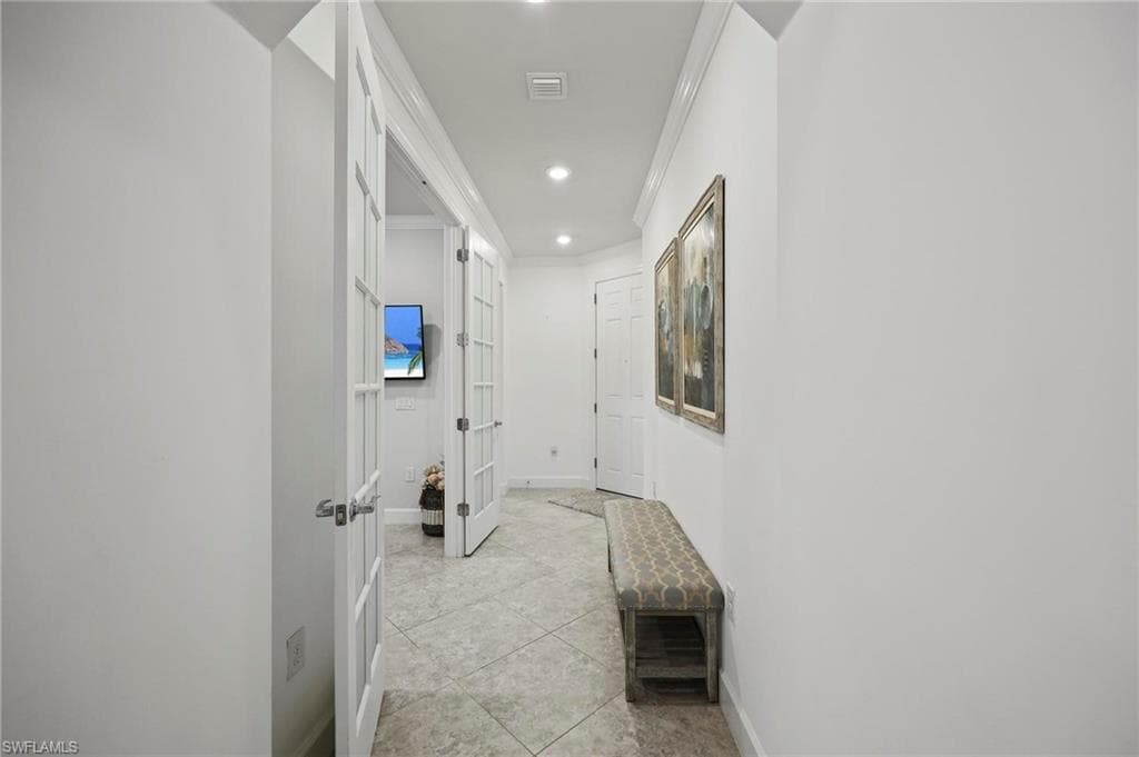 7670 Jacaranda LN, NAPLES FL 34114-23
