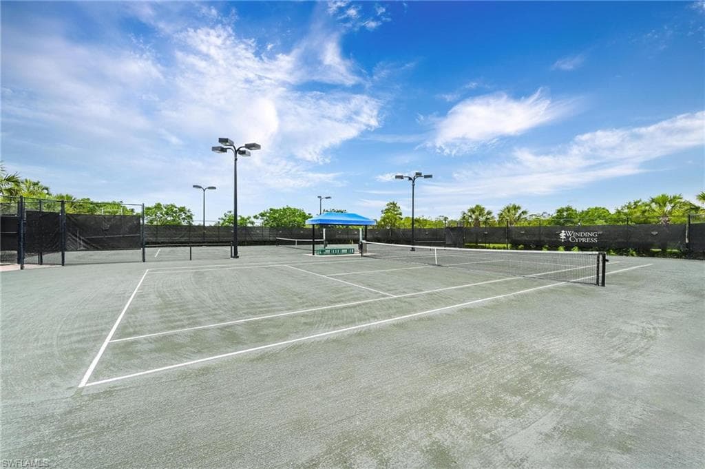 7670 Jacaranda LN, NAPLES FL 34114-33