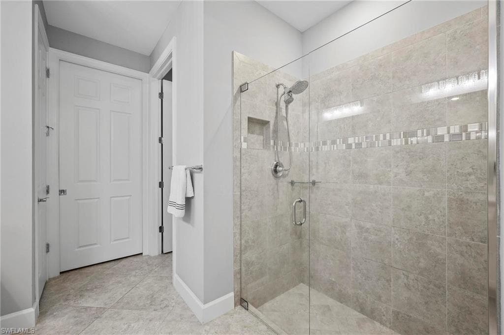 7670 Jacaranda LN, NAPLES FL 34114-14
