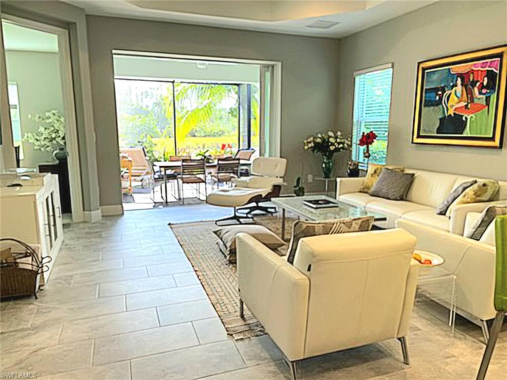 2231 Marquesa CIR, NAPLES FL 34112-37