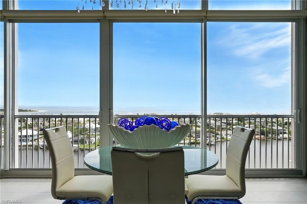 4192 Bay Beach LN, FORT MYERS BEACH FL 33931-45