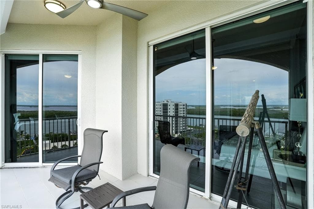 4192 Bay Beach LN, FORT MYERS BEACH FL 33931-40