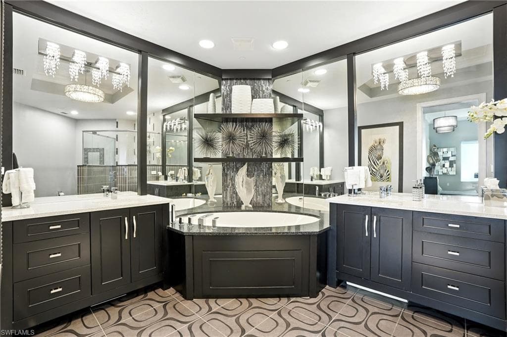 4192 Bay Beach LN, FORT MYERS BEACH FL 33931-30