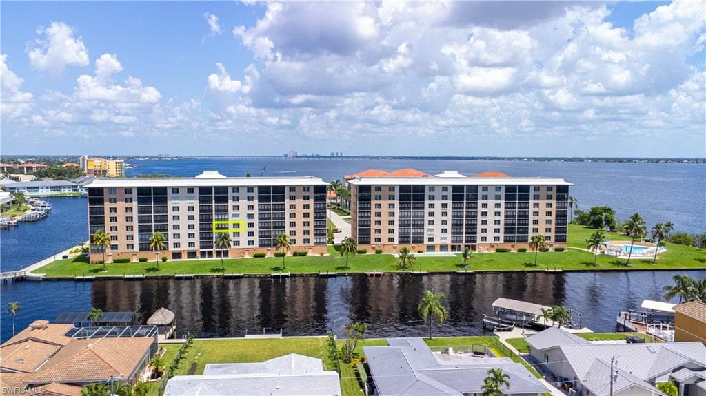 4260 SE 20th PL # 404, CAPE CORAL FL 33904-3