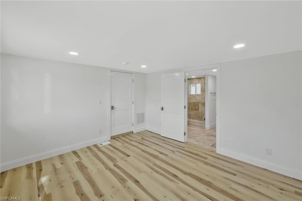 1755 Oakley AVE, FORT MYERS FL 33901-16