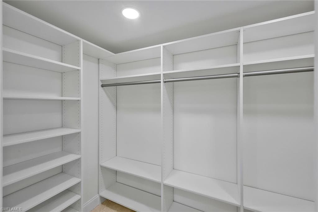 1755 Oakley AVE, FORT MYERS FL 33901-21