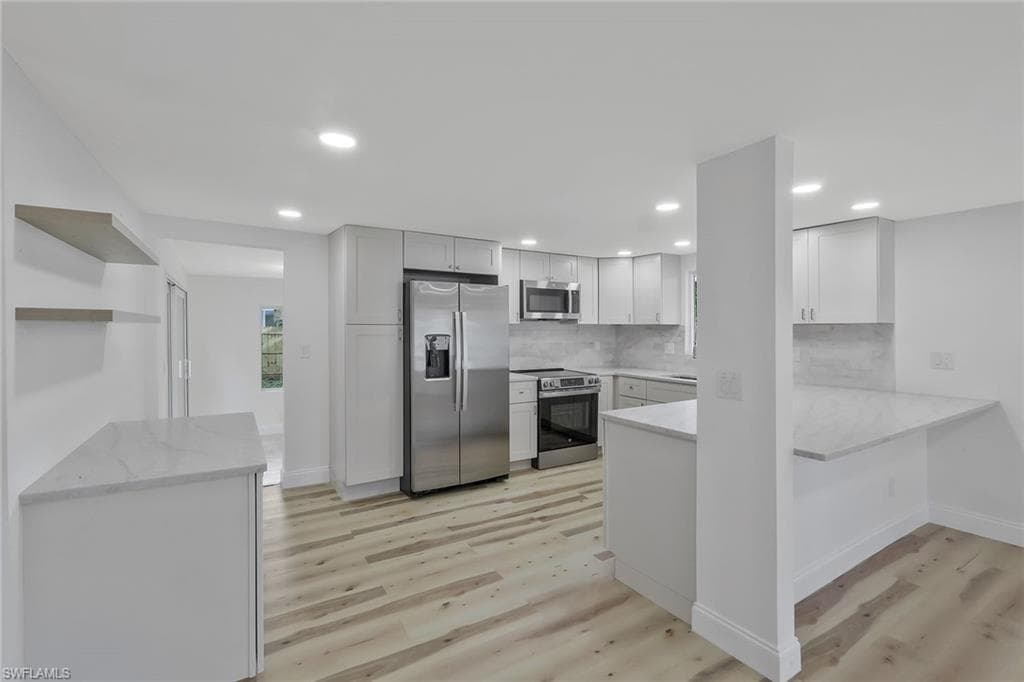 1755 Oakley AVE, FORT MYERS FL 33901-8