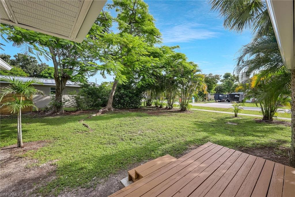 1755 Oakley AVE, FORT MYERS FL 33901-24