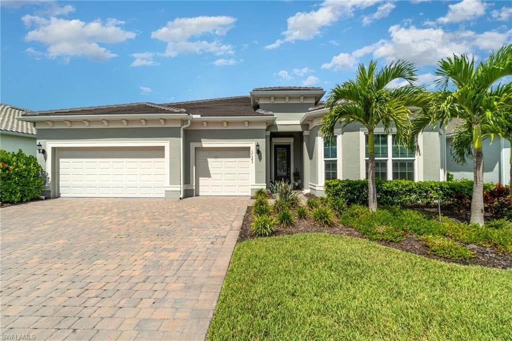 17583 Winding Oak LN, NORTH FORT MYERS FL 33917-2