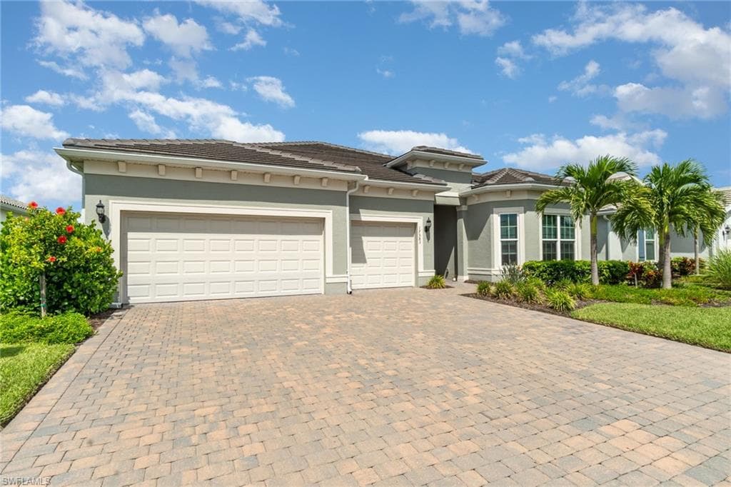 17583 Winding Oak LN, NORTH FORT MYERS FL 33917-31