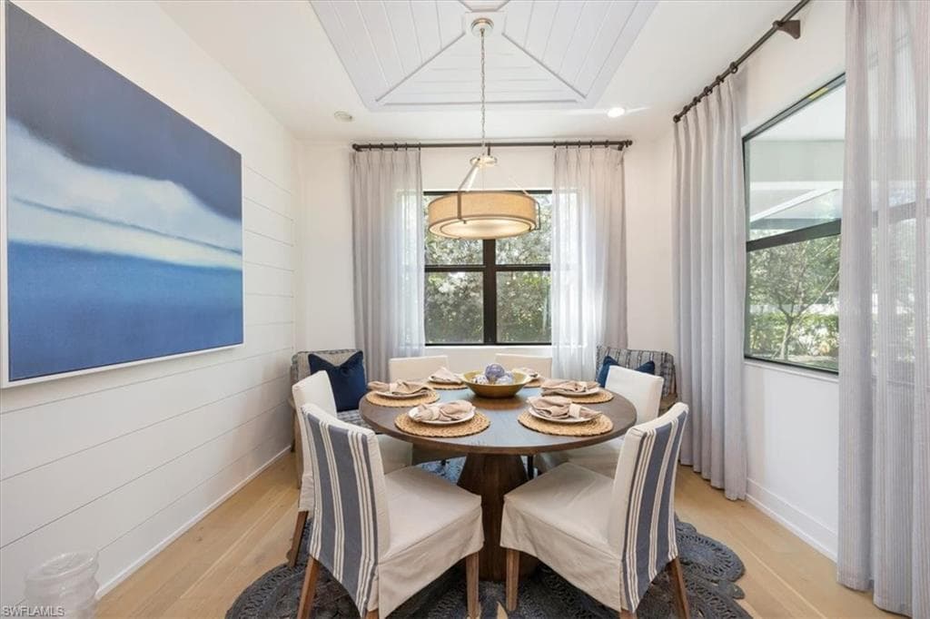 12940 Pembroke DR, NAPLES FL 34105-6