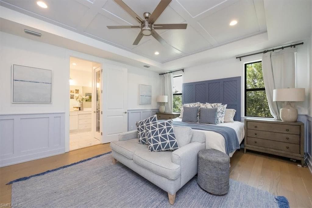 12940 Pembroke DR, NAPLES FL 34105-13