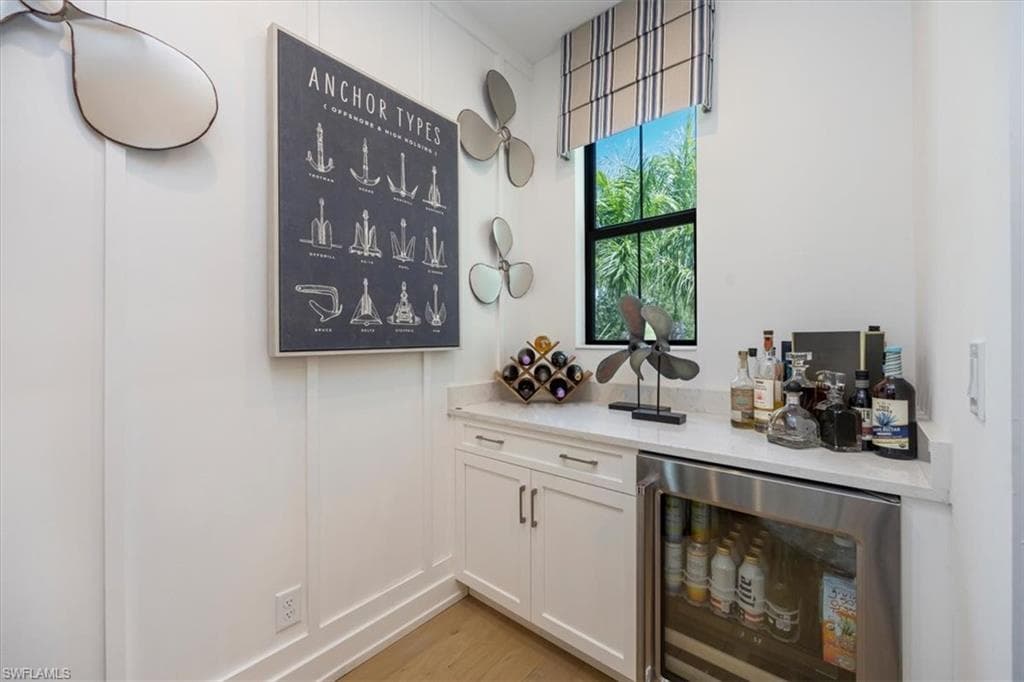 12940 Pembroke DR, NAPLES FL 34105-18