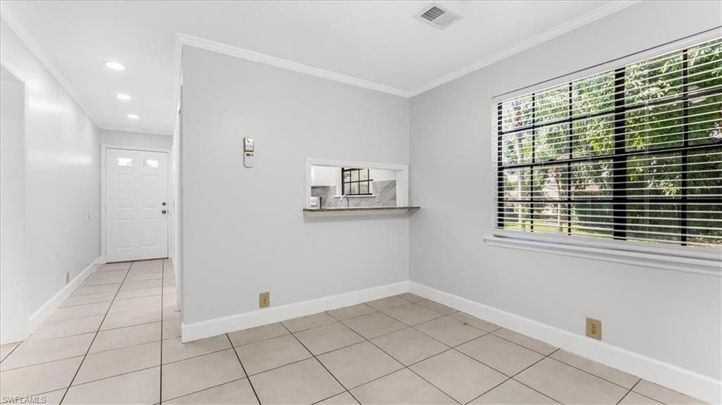 5288 Treetops DR # I106, NAPLES FL 34113-6