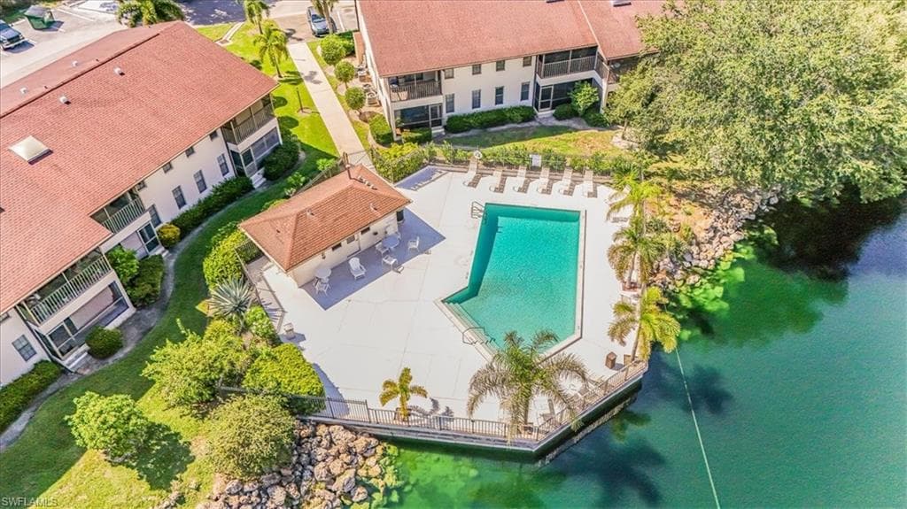 5288 Treetops DR # I106, NAPLES FL 34113-13