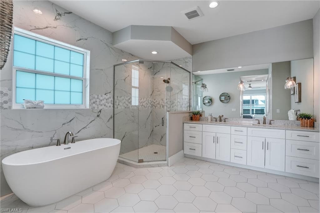 661 Estero BLVD, FORT MYERS BEACH FL 33931-29