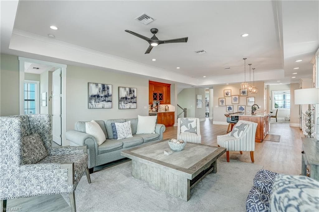 661 Estero BLVD, FORT MYERS BEACH FL 33931-9