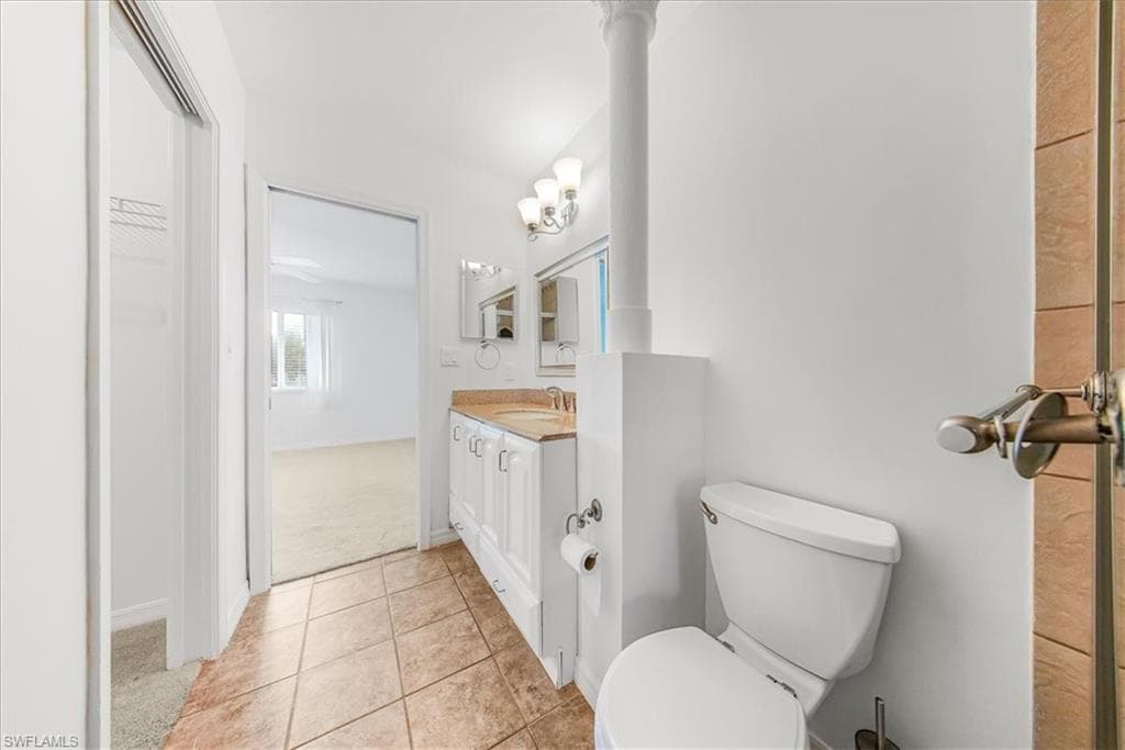 230 Timber Lake CIR # C204, NAPLES FL 34104-11