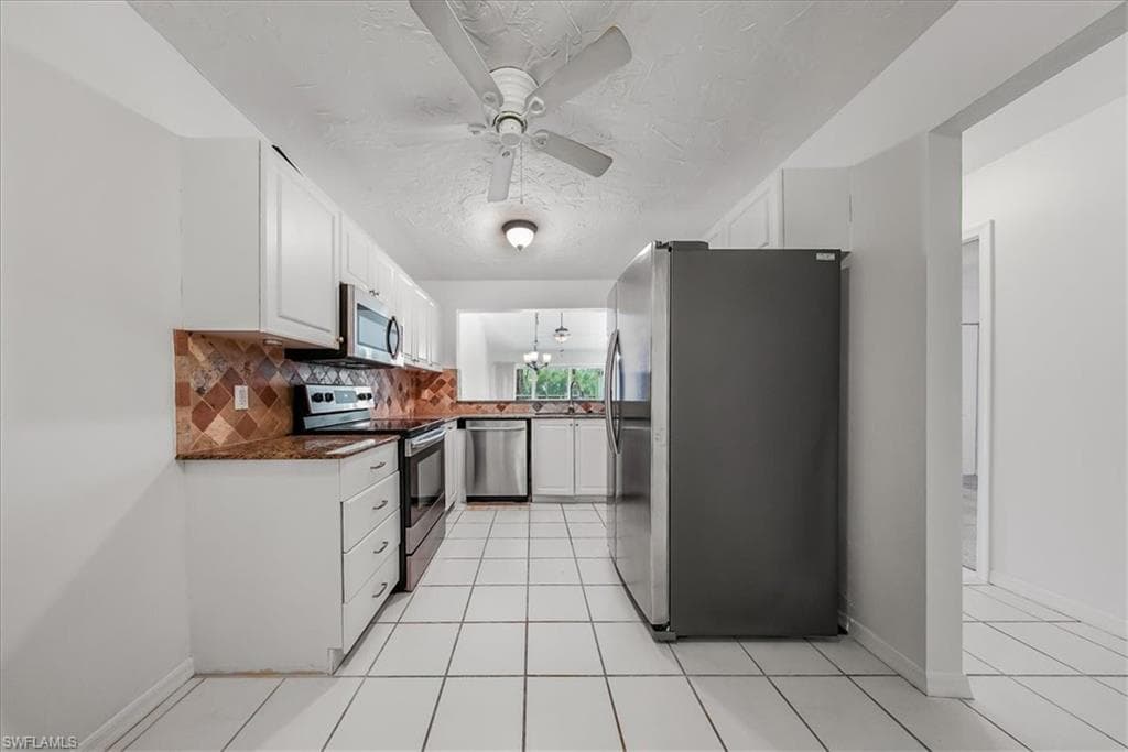 230 Timber Lake CIR # C204, NAPLES FL 34104-7