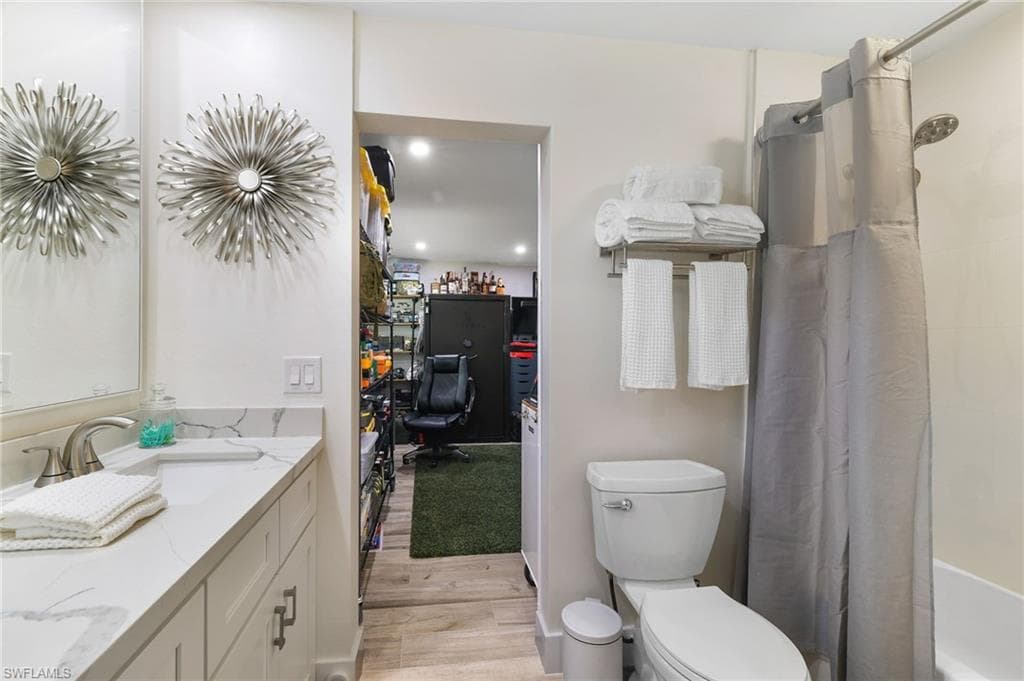 1771 Coral WAY-15