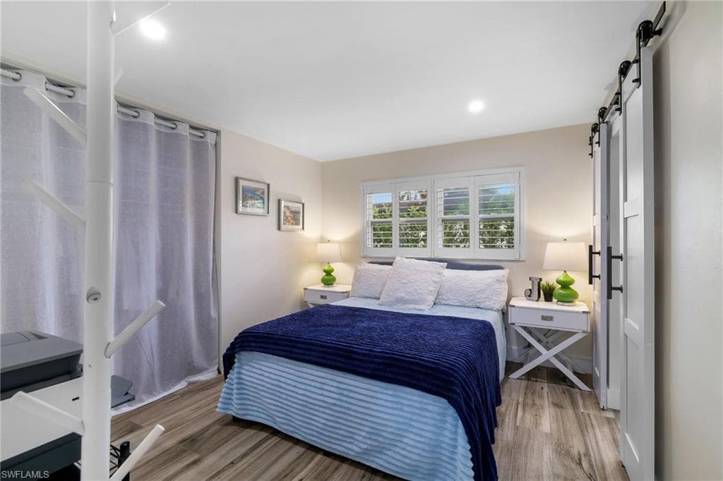 1771 Coral WAY-14