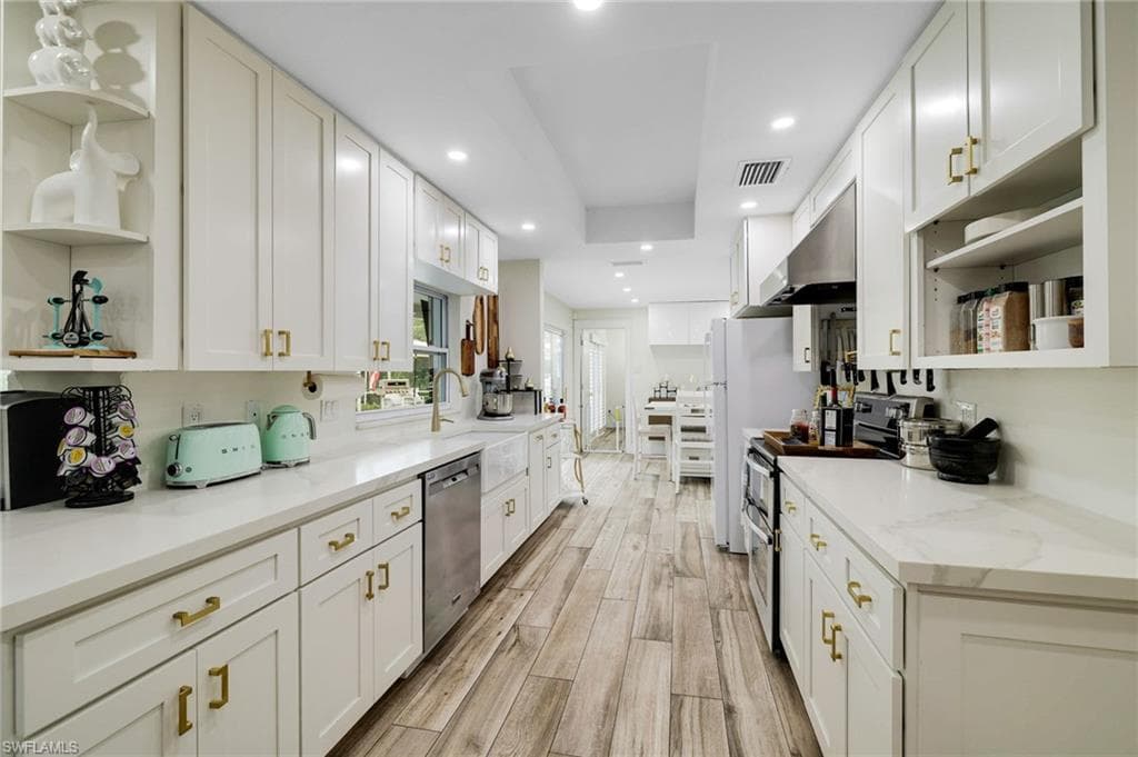1771 Coral WAY-10